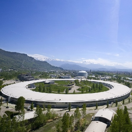 An image of the European Synchrotron Radiation Facility (ESRF) located in Grenoble, France